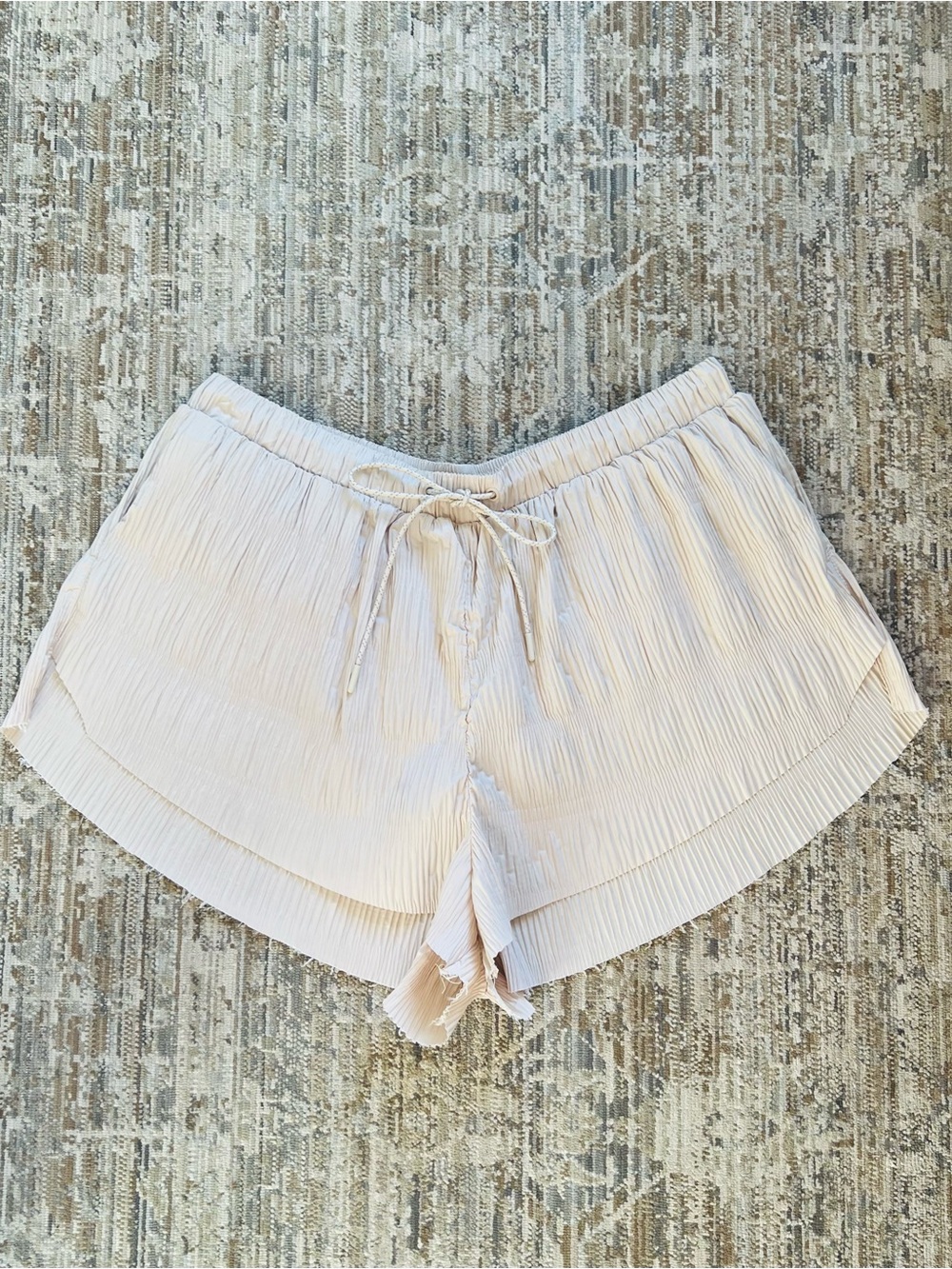 Free People Light Beige Pleated Drawstring Women’s Shorts